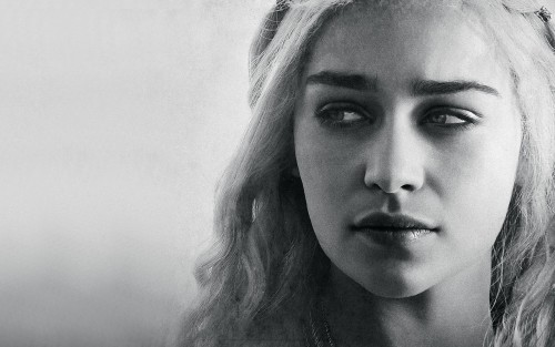 Emilia-Clarke-11261.jpg