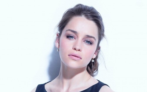 Emilia-Clarke-11326.jpg