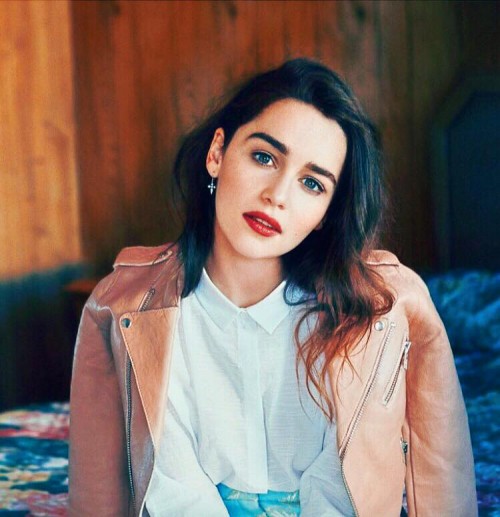 Emilia-Clarke-11331.jpg