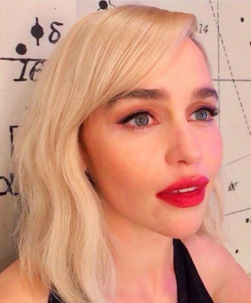 Emilia-Clarke-11343.jpg