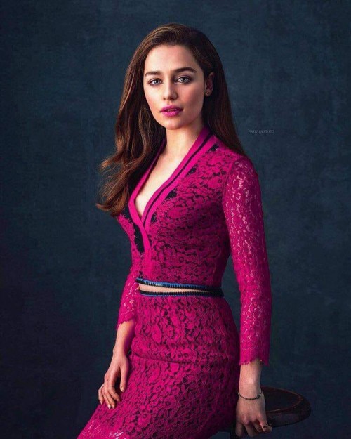 Emilia-Clarke-11384.jpg