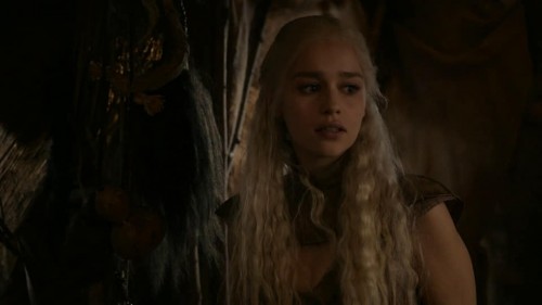 Emilia-Clarke-11388.jpg
