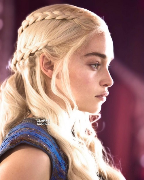 Emilia-Clarke-11397.jpg