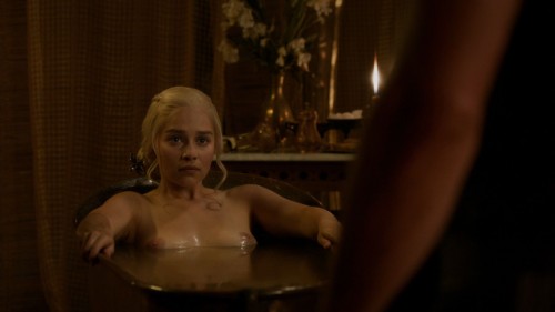 Emilia-Clarke-11409.jpg