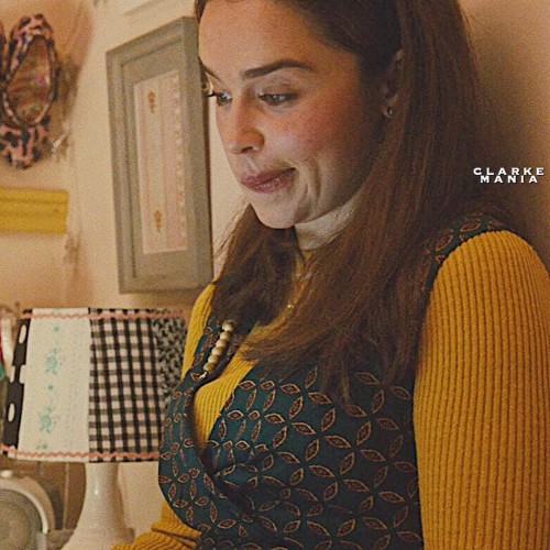 Emilia-Clarke-11526.jpg