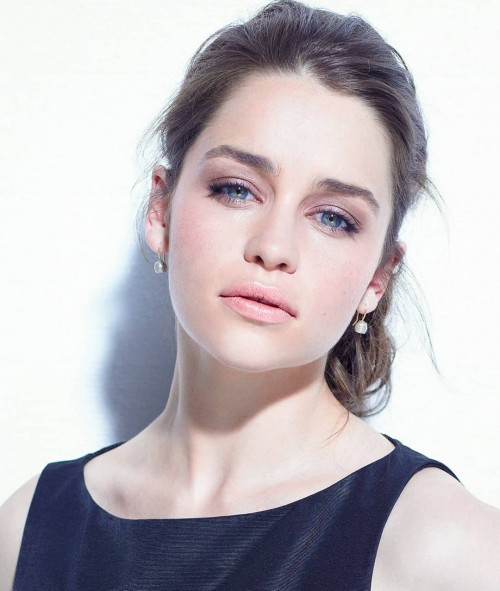Emilia-Clarke-11571.jpg