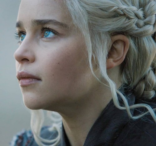 Emilia-Clarke-11606.jpg