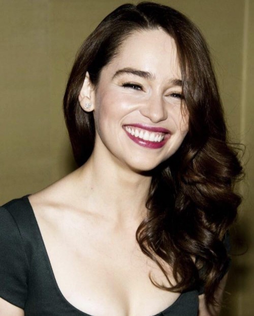 Emilia-Clarke-11651.jpg