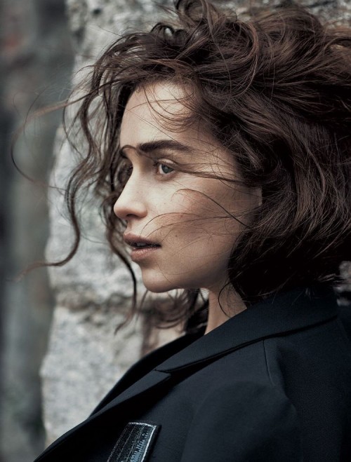 Emilia-Clarke-11951.jpg