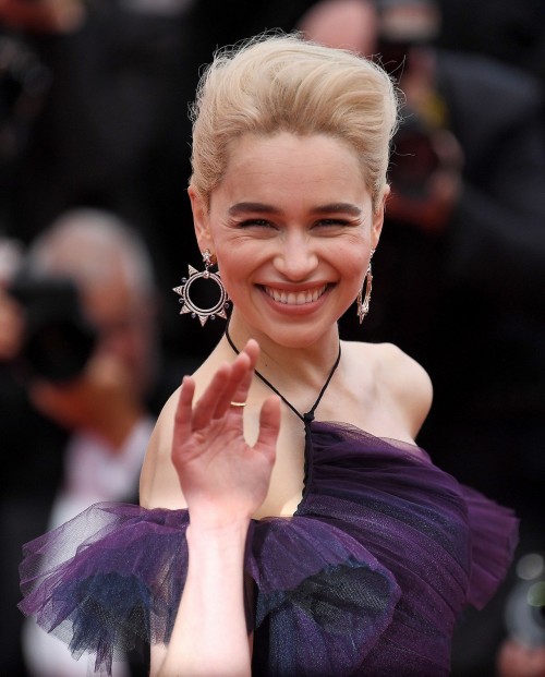 Emilia-Clarke-12145.jpg