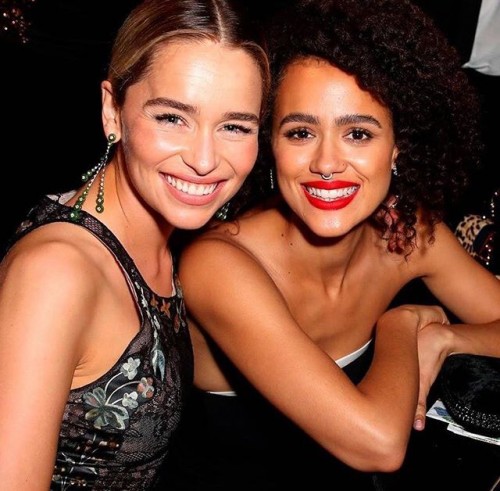 Emilia-Clarke-12151.jpg