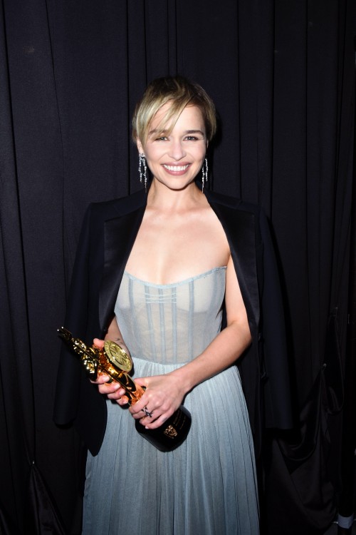 Emilia-Clarke-12212.jpg