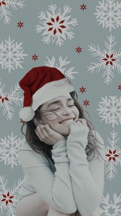 Emilia-Clarke-12235.jpg