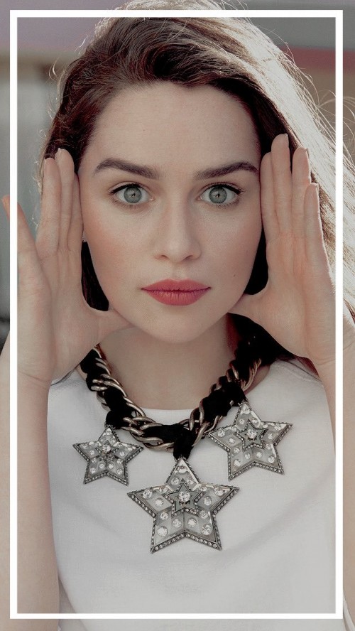 Emilia-Clarke-12253.jpg
