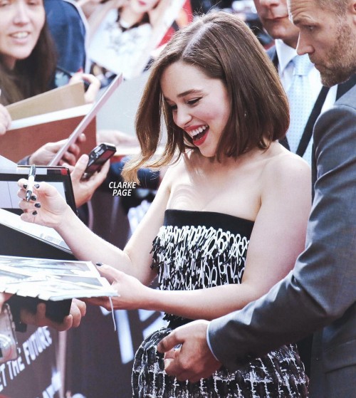 Emilia-Clarke-12595.jpg