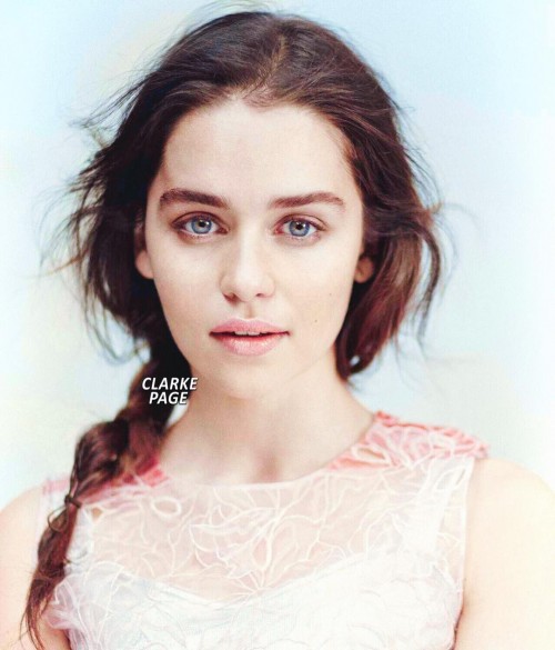 Emilia-Clarke-12669.jpg
