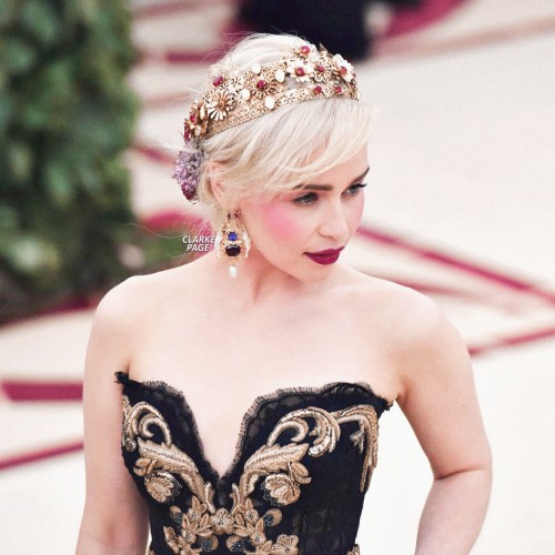 Emilia-Clarke-12715.jpg