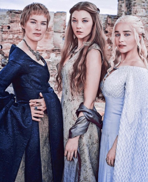 Emilia-Clarke-12728.jpg