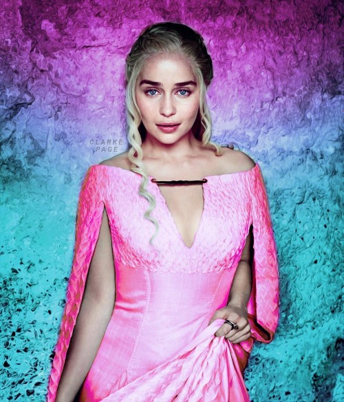Emilia-Clarke-12753.jpg