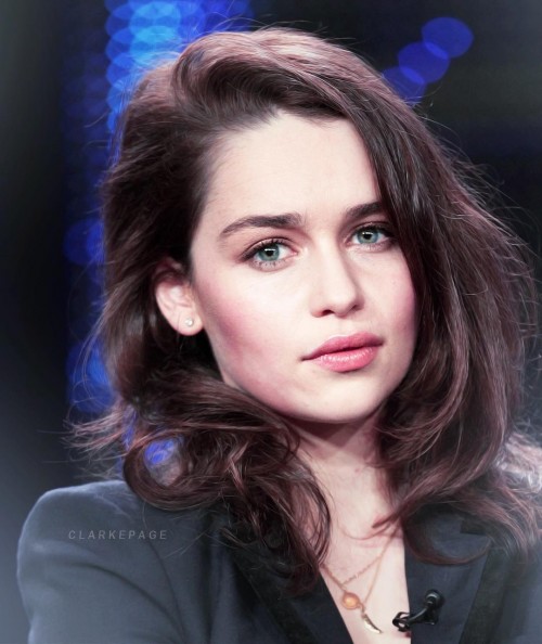 Emilia-Clarke-12755.jpg