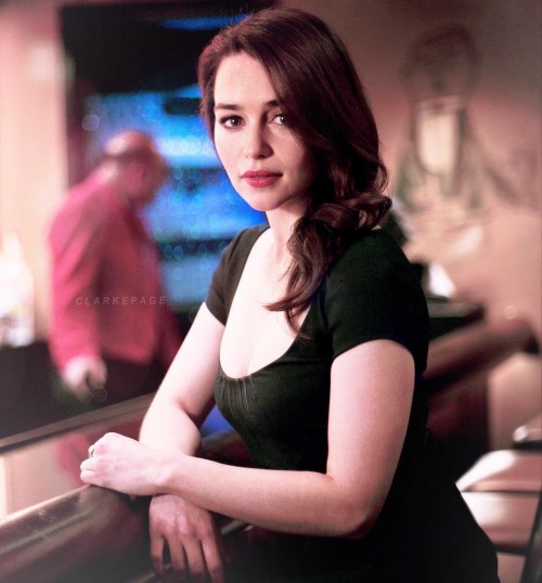 Emilia-Clarke-12756.jpg