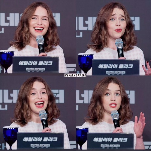 Emilia-Clarke-12815.jpg