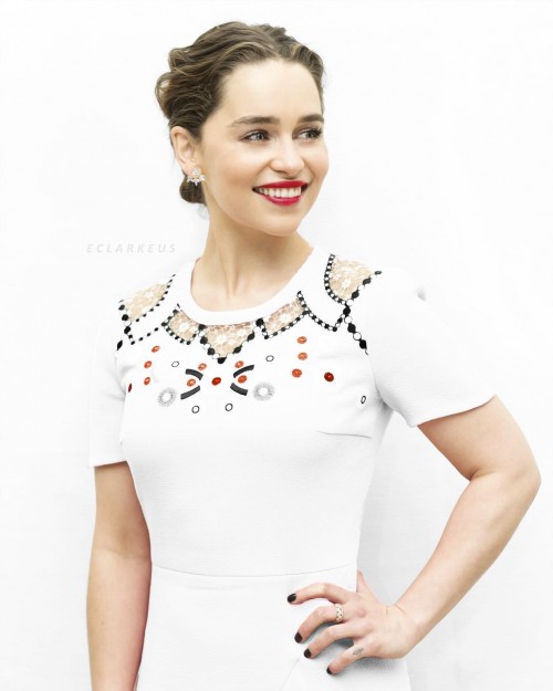 Emilia-Clarke-12930.jpg