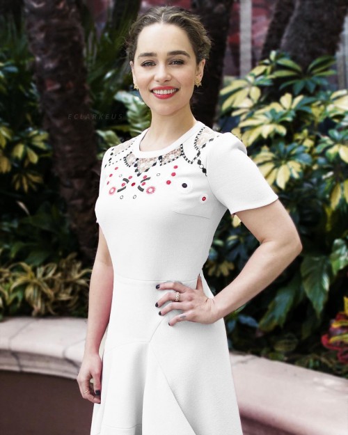 Emilia-Clarke-12936.jpg