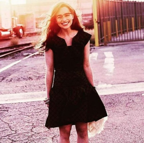 Emilia-Clarke-20016.jpg