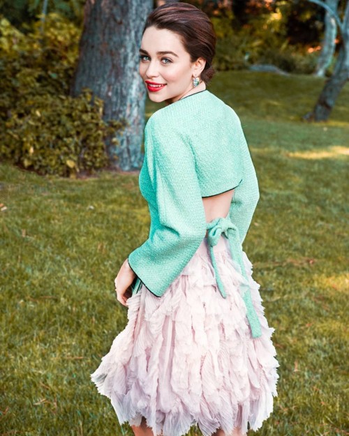 Emilia-Clarke-20035.jpg