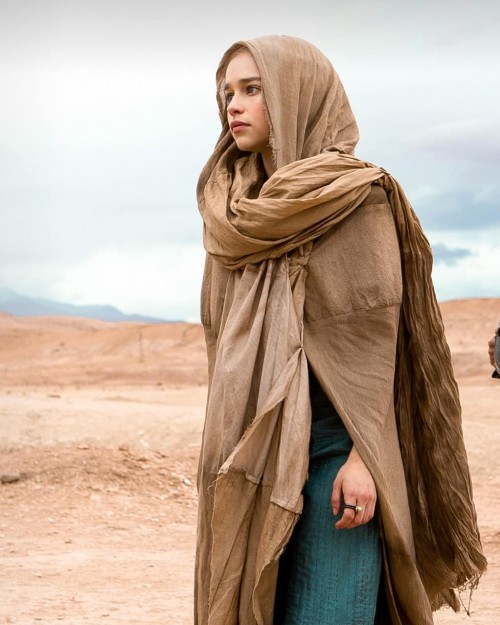 Emilia-Clarke-20051.jpg