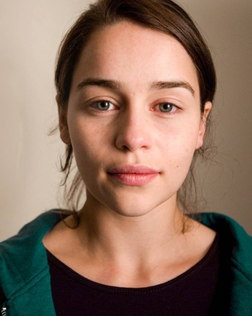 Emilia-Clarke-20057.jpg