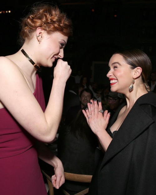 Emilia-Clarke-20136.jpg