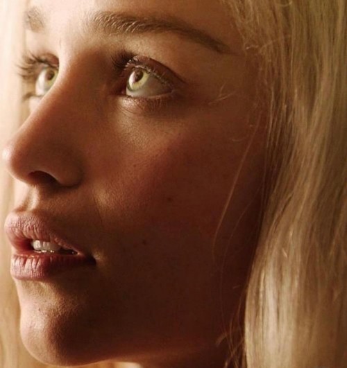 Emilia-Clarke-20223.jpg