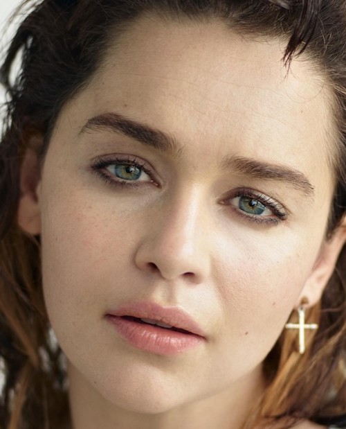 Emilia-Clarke-20820.jpg