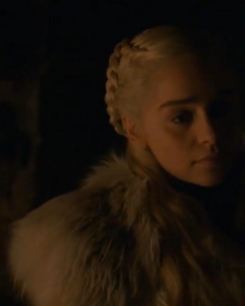 Emilia-Clarke-21140.jpg