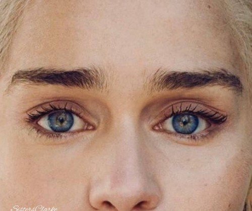 Emilia-Clarke-21163.jpg