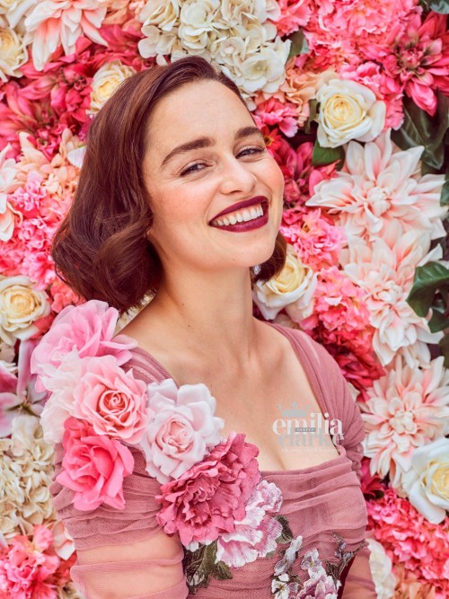 Emilia-Clarke-21221.jpg