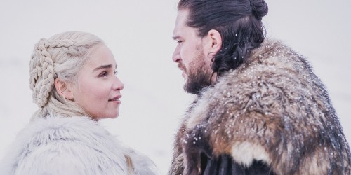 Emilia-Clarke-21223.jpg