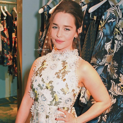 Emilia-Clarke-21257.jpg