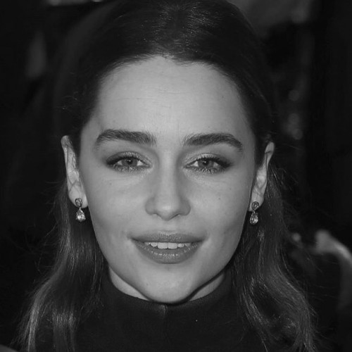 Emilia-Clarke-21308.jpg