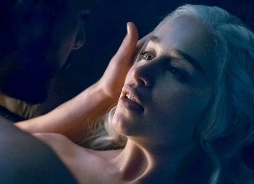 Emilia-Clarke-21729.jpg