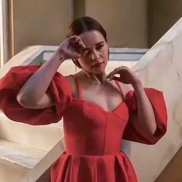 Emilia-Clarke-21732.jpg