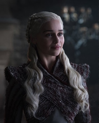 Emilia-Clarke-21746.jpg