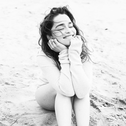 Emilia-Clarke-21767.jpg