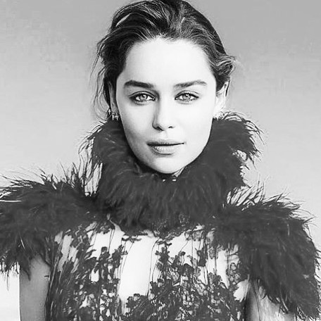 Emilia-Clarke-21808.jpg