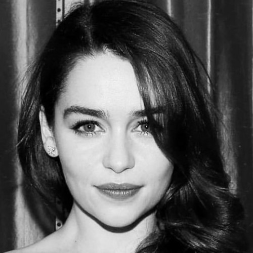 Emilia-Clarke-21809.jpg