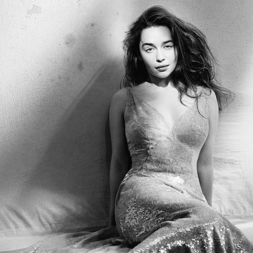Emilia-Clarke-21817.jpg