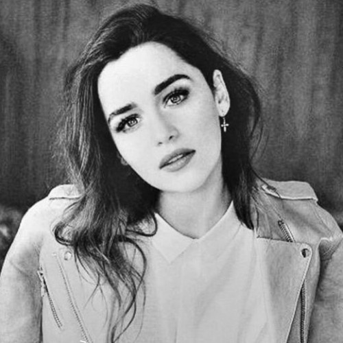Emilia-Clarke-21831.jpg