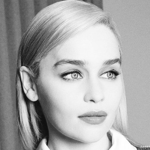 Emilia-Clarke-21843.jpg